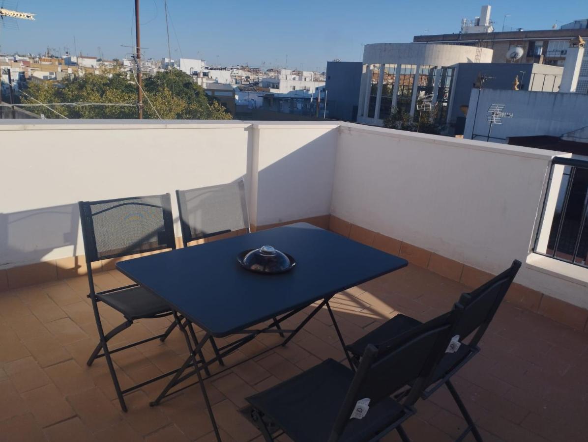 Atico Aire De Triana Appartement